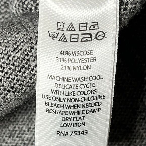 Tahari Sweater Pullover 3/4 Sleeve Gray Windowpanel Plaid Mock Neck Size S - Picture 11 of 11